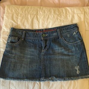 O’NEILL BRAND DENIM SKIRT SIZE 11